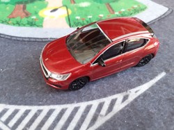 DS 4 I