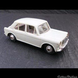MG 1100