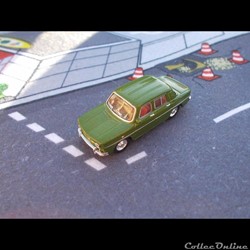 Renault 8