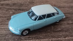 Citroën DS 19