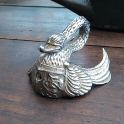 Mascotte automobile Cygne