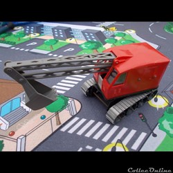 Pelle mécanique