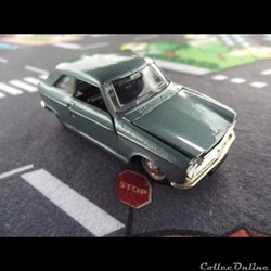 Voitures françaises de collection - N°47 - Peugeot 204 coupé