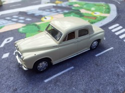 Rover P4