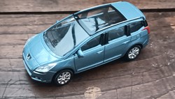 Peugeot 5008 I