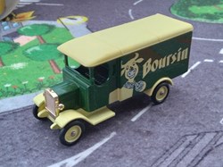 Morris Van "Boursin"
