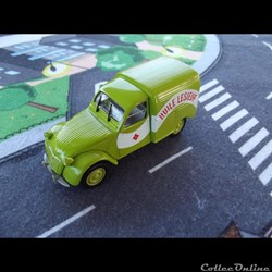 La 2 CV de Citroën - N°32 - Citroën 2 CV AZU "Lesieur"