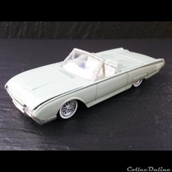 Ford Thunderbird