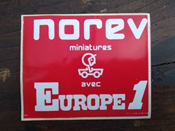 Autocollant Norev avec Europe 1