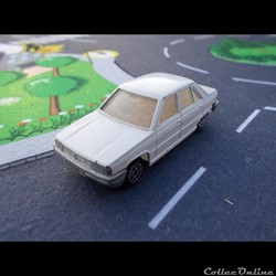 Renault 9