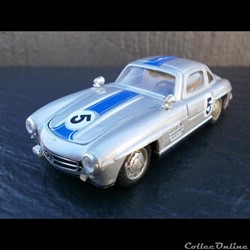 Mercedes-Benz 300 SL