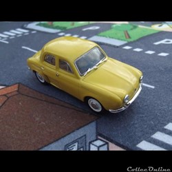 Renault Collection - N°2 - Renault Dauphine