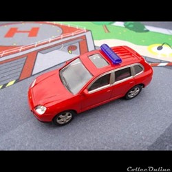 Porsche Cayenne "Pompier"
