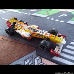 Renault ING F1 Team R29