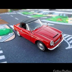 Collection Nissan - N°1 - Nissan Fairlady 2000