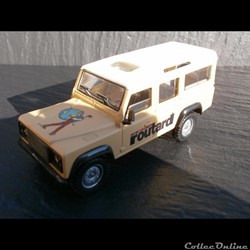 Land Rover Defender "Le Guide du Routard"