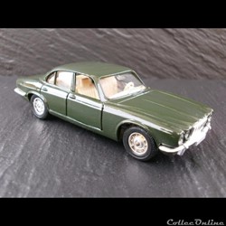 Jaguar XJ12