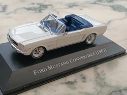 Ford Mustang Convertible