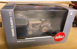 Siku 4460 - Tracteur Fendt Dieselross F28