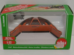 Siku 2467 - Lame frontale Holaras pour ensilage - OUI - X
