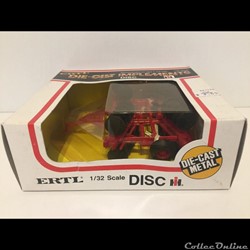 Ertl 1553 - Case IH - OUI