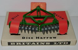 Britains 09534 - 1/32 - Déchaumeur à disque - Ok