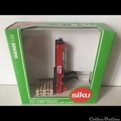 Siku 2452 - Elevateur arrière Fliegl - X