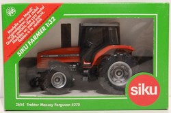 Siku 2654A - Tracteur Massey Ferguson MF4270  - X