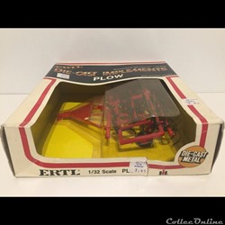 Ertl 1552 - Case IH - OUI