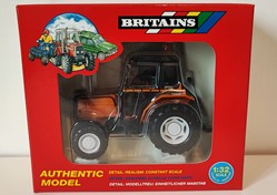 Britains 09492 - Tracteur Renault 70-14 - Ok