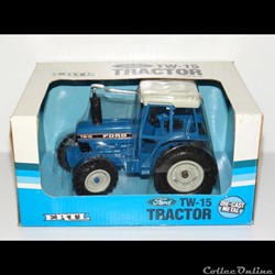 Ertl 880 - Ford TW-15 - OUI