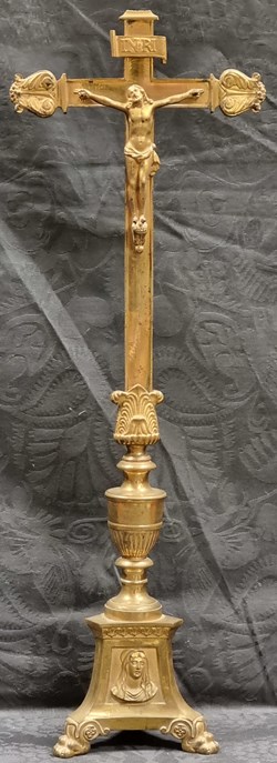 25_Christ en croix