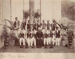 Album photo 49-Orphelins Païta