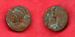 CONSTANTINOPLE - VICTORIA - RIC 241