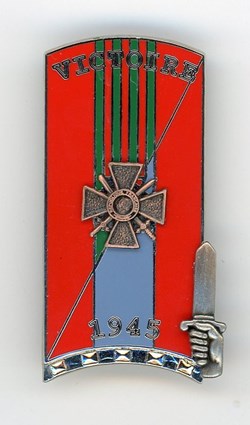 Insigne ENSOA - 232° Promotion VICTOIRE 1945 - Poches de l'Atlantique