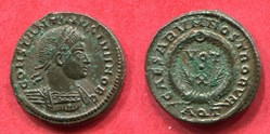 CONSTANTIN II - CAESARVM NOSTRORVM - RIC 115