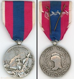 Médaille de la Défense nationale - Echelon Argent - 1° Type