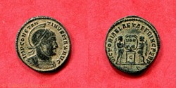 CONSTANTIN 1° - VICTORIAE LAETAE PRINC PERP - RIC 90