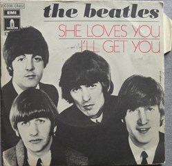 1973∼2C 006 04452∼She Loves You