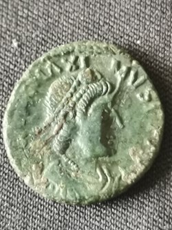 MAGNUS MAXIMUS 1677 Nummus