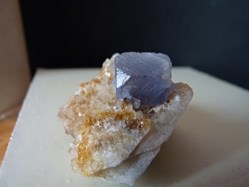 Fluorine bleue sur Quartz, USA, Bingham