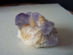 Fluorine violette sur Barytine, Maroc, Touissit