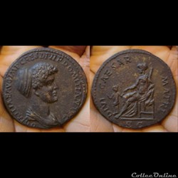 Domitia - sesterce - DIVI CAESAR MATRI