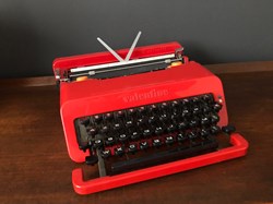 Machine à écrire Valentine par Ettore Sottsass