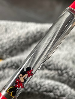 (CLEAR BARREL) Minnie