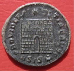 307-337 Constantine I /campgate - Siscia