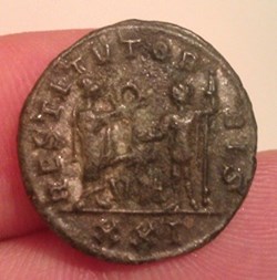276-282 Probus /Orbis - Siscia or Tripolis