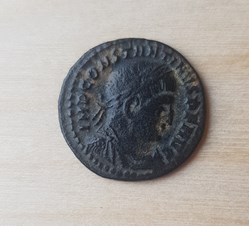 CONSTANTIN Ier LE GRAND - Follis de Lyon