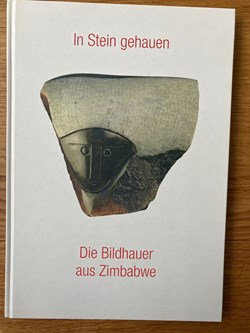 In Stein gehauen