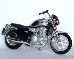 2002 - Thunderbird 900